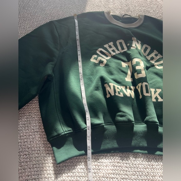 Sweatshirt - Picture 5 of 5